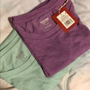 2 Mossimo short sleeve T-shirts